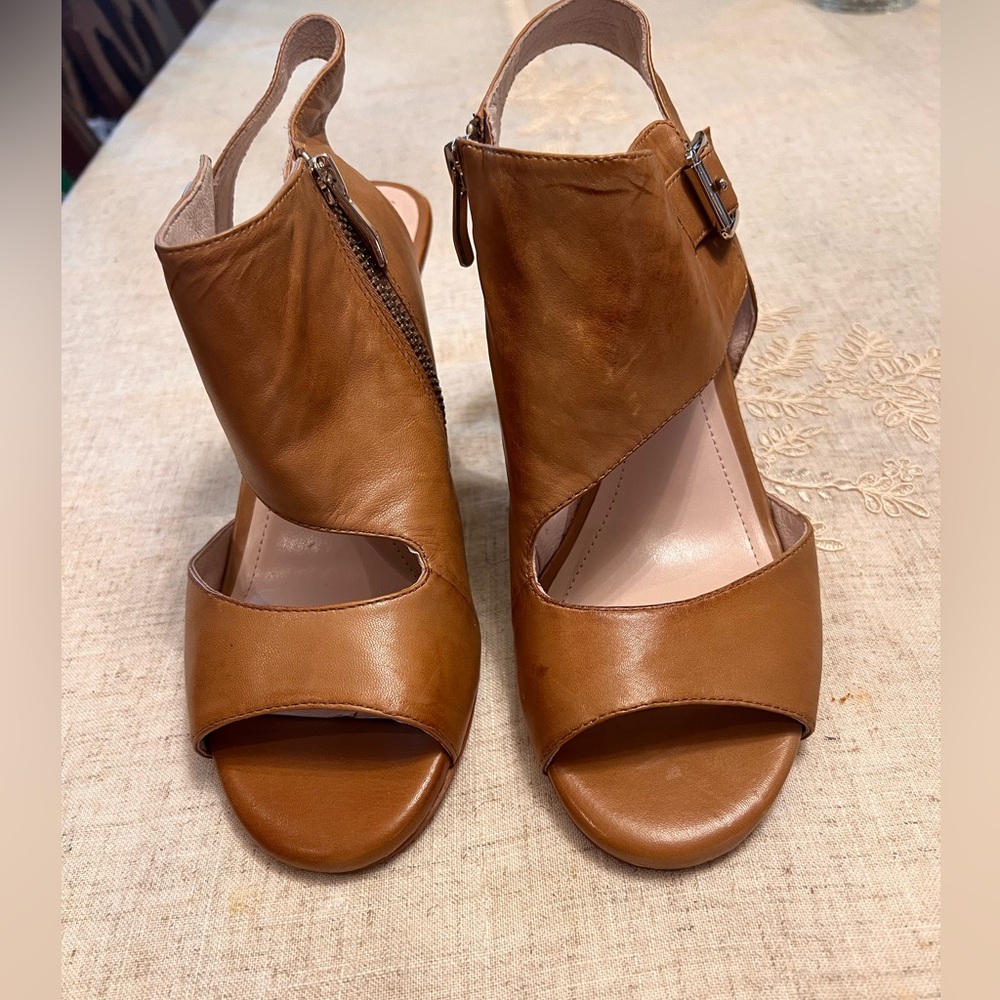 Slip in tan leather Vince Camuto sandals, gently used once.